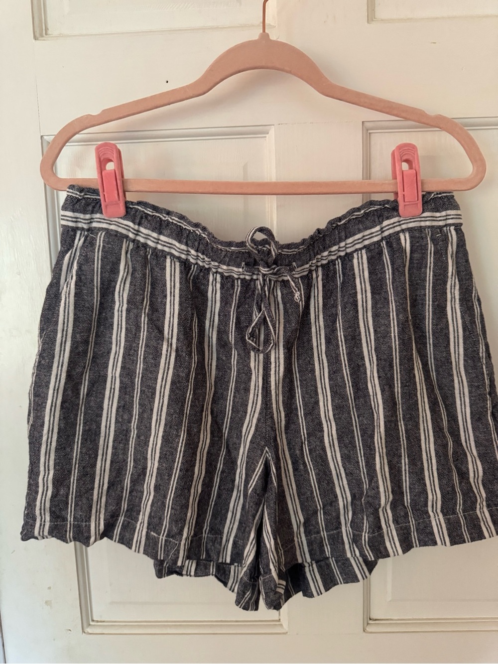 GAP Linen Blend Shorts